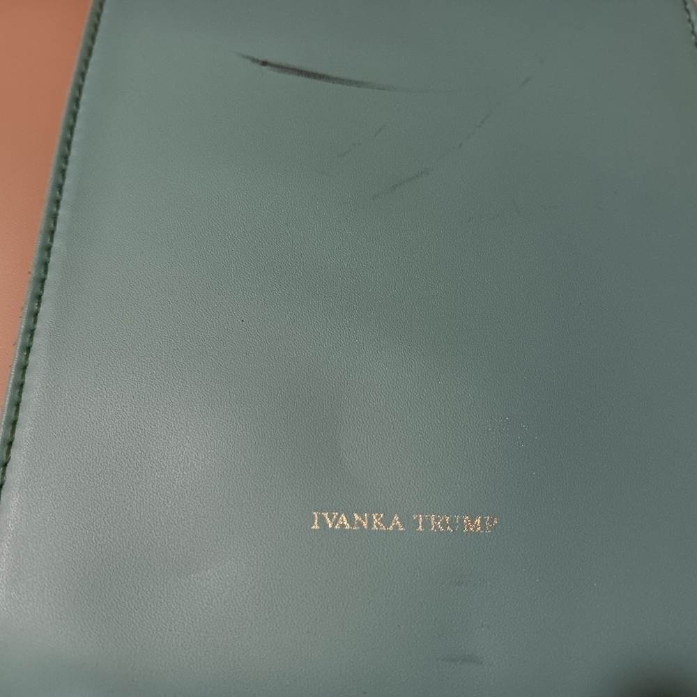 Ivanka Trump - Picture 6 of 6